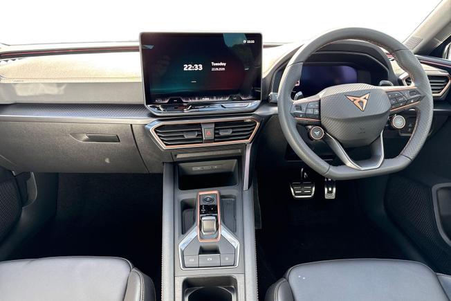 CUPRA Leon Photo 10