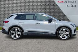 AUDI Q4 E-Tron Photo 4