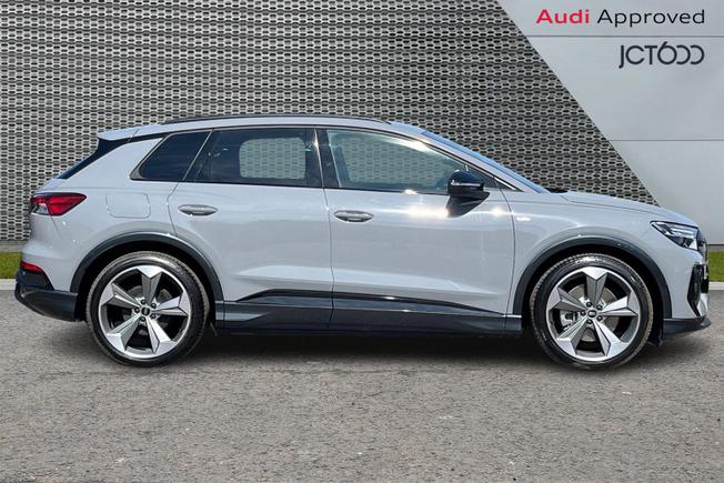 AUDI Q4 E-Tron Photo 4