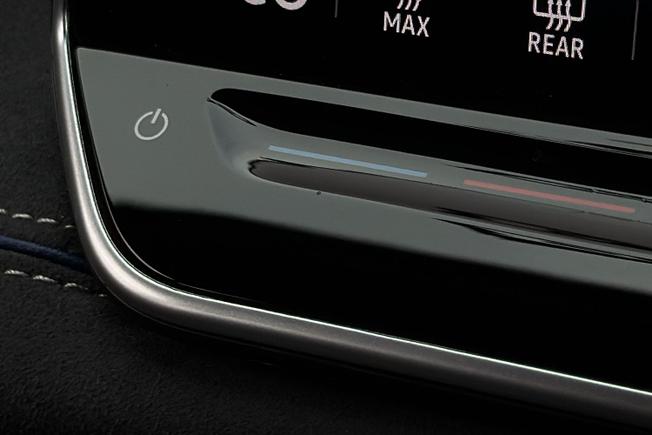 VOLKSWAGEN Tiguan Photo 27
