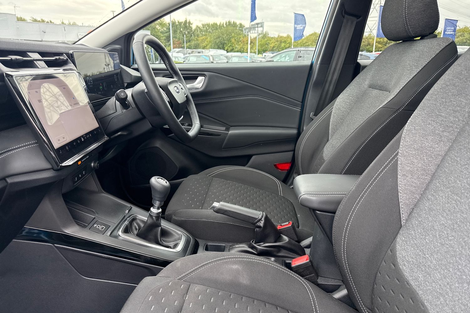 Ford PUMA Photo 18