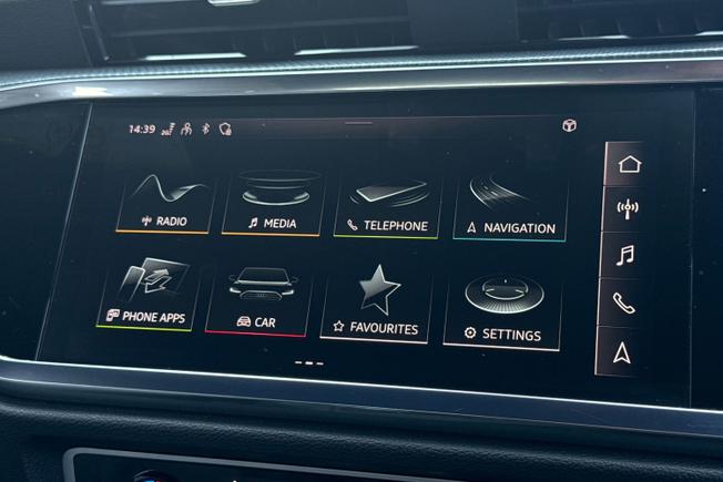 AUDI Q3 Photo 37