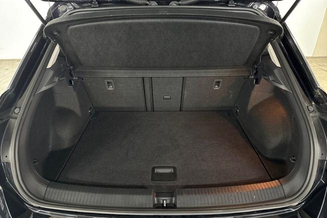 VOLKSWAGEN T-Roc Photo 12