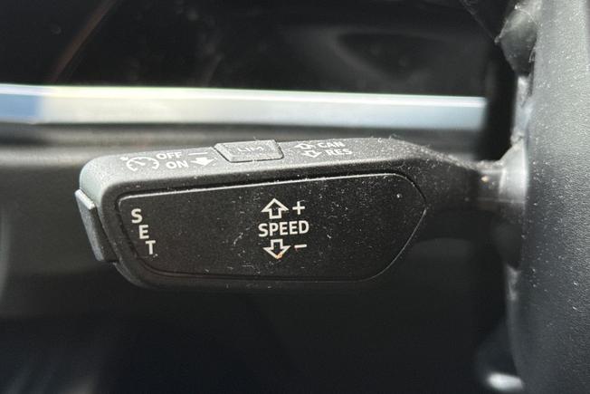 AUDI Q3 Photo 41