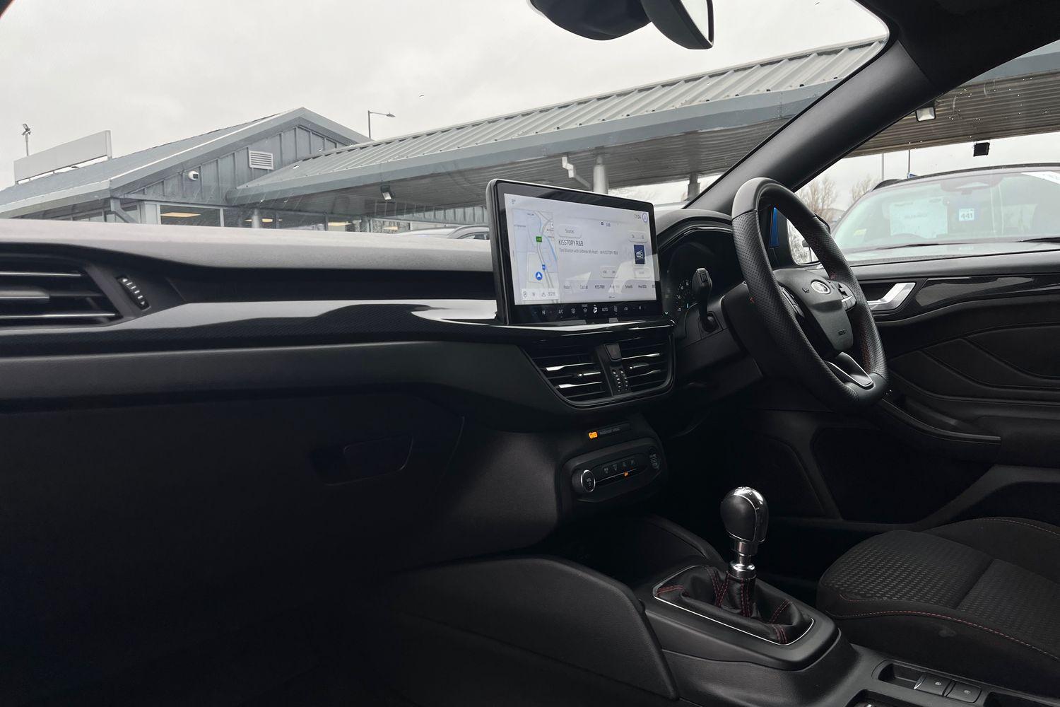 Ford FOCUS Photo 17