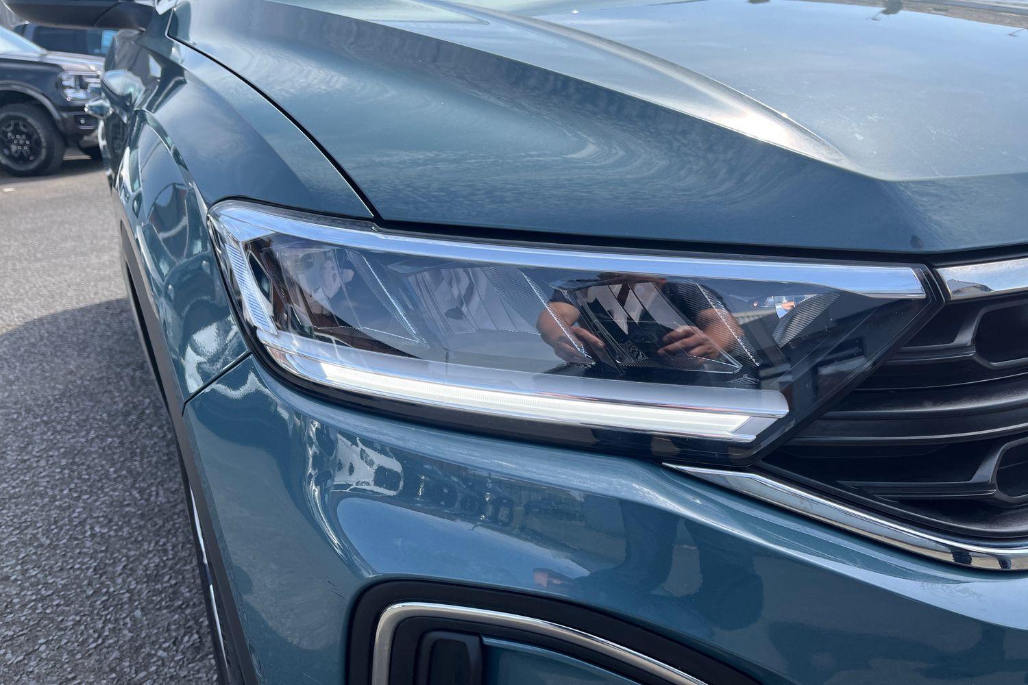 Volkswagen T-ROC Photo 34