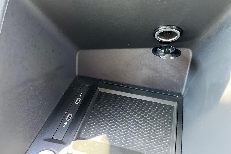 Used FORD TRANSIT CONNECT YF25BKZ 35