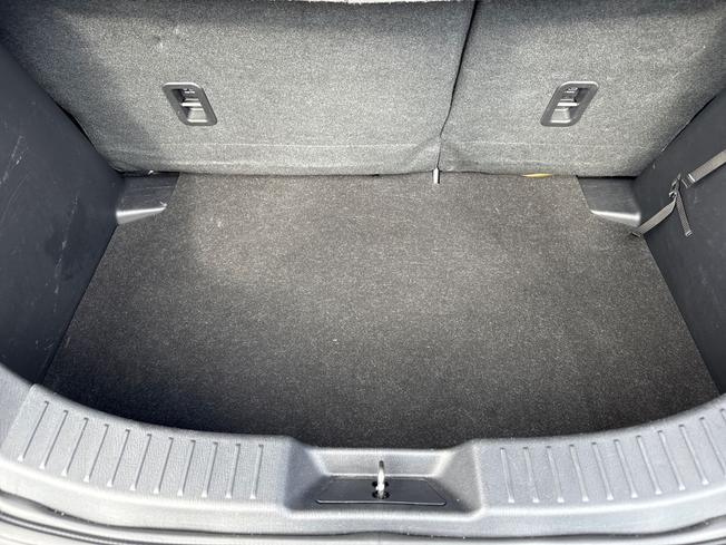 MAZDA Mazda2 Photo 12