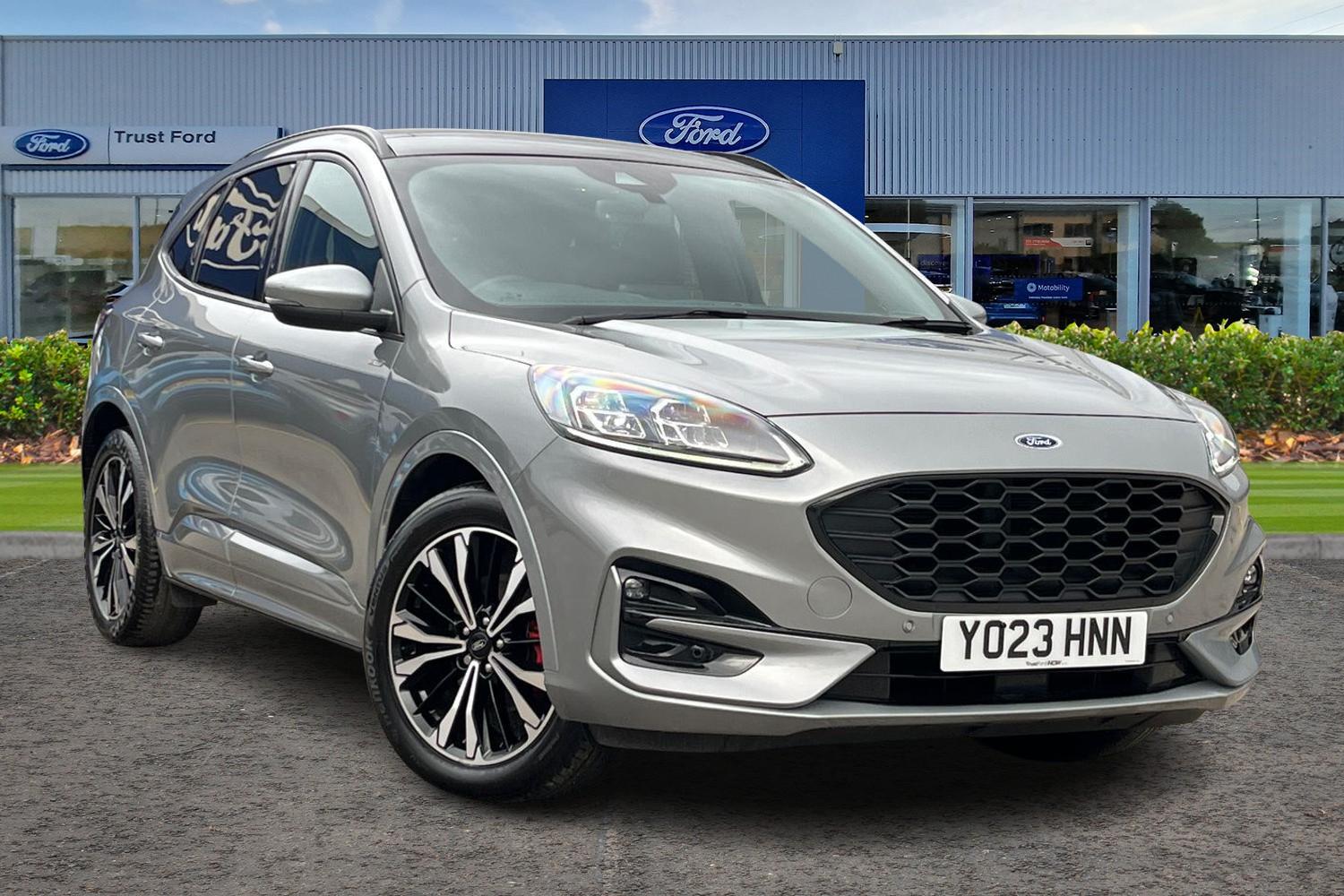 Ford Kuga Photo 0