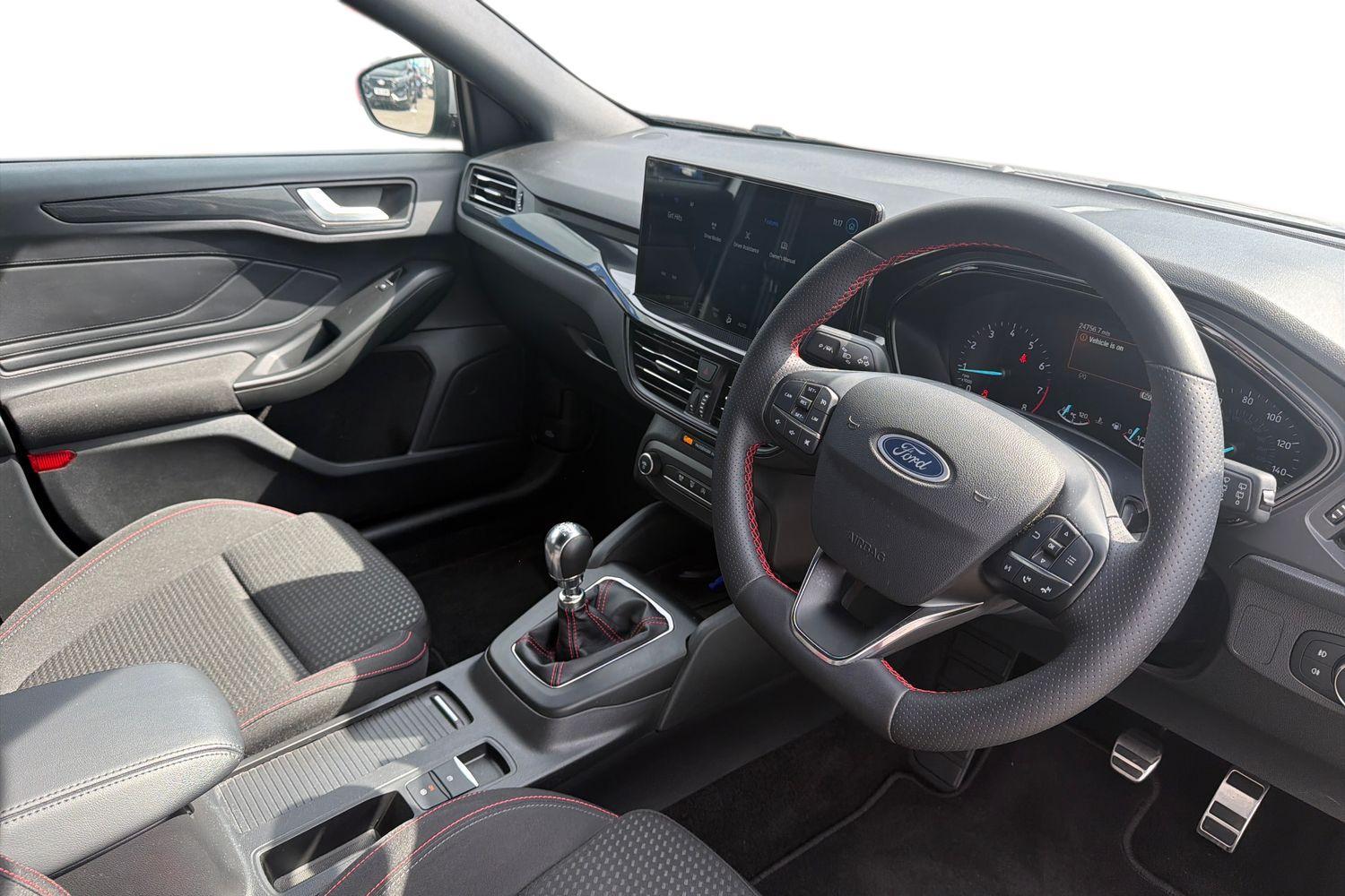 Ford FOCUS Photo 8