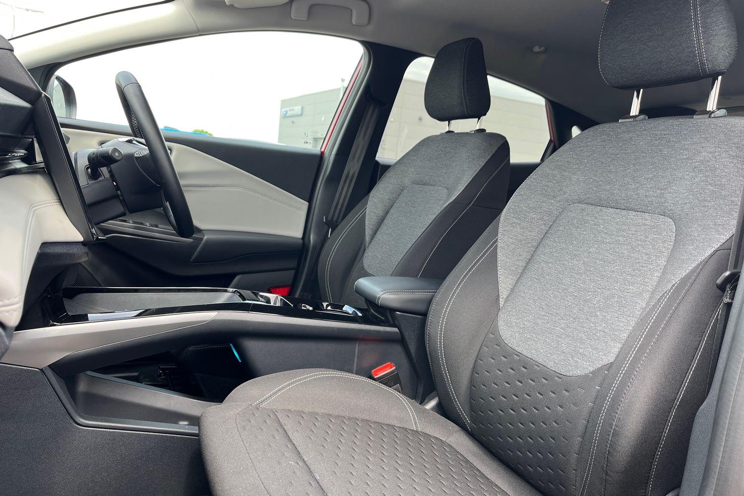 Ford PUMA Photo 18