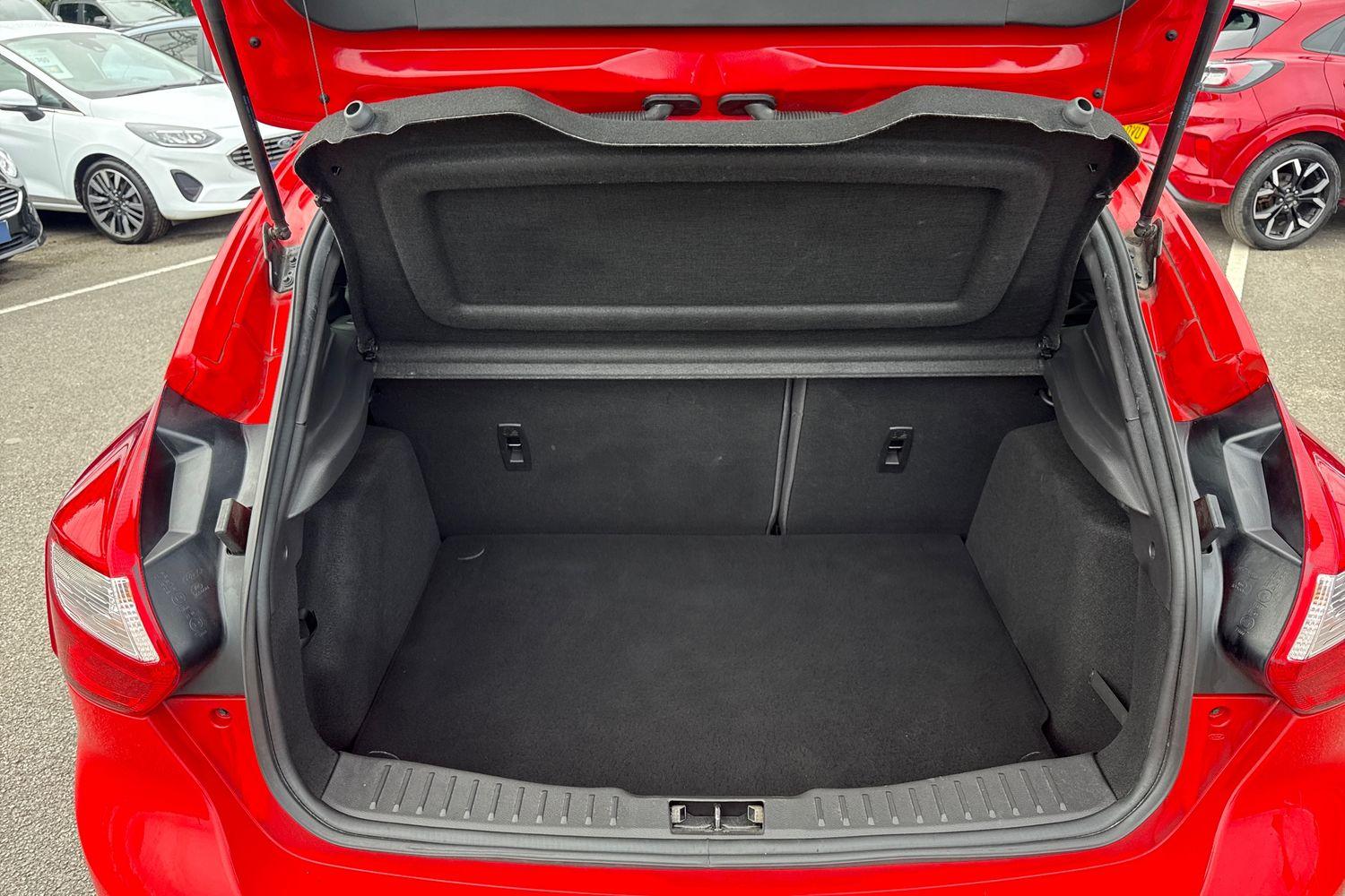 Ford FOCUS Photo 20