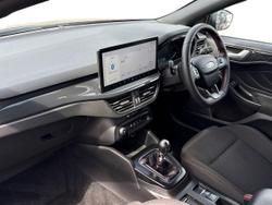 FORD Focus Photo 2