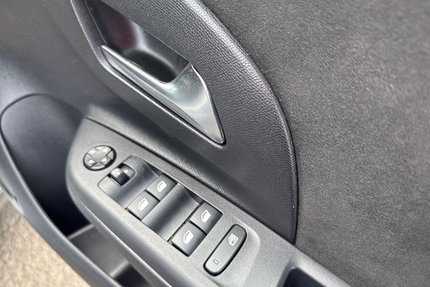 Vauxhall Corsa Photo 15