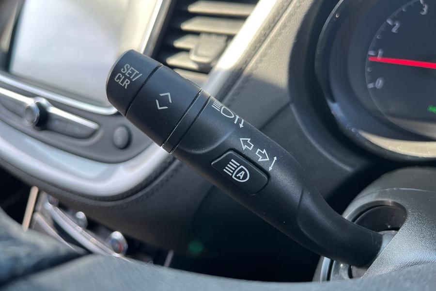 Vauxhall GRANDLAND X Photo autoimg-c7bbe5d84c5792bf7ecb9a0fdb604e04ff47a5f3.jpg
