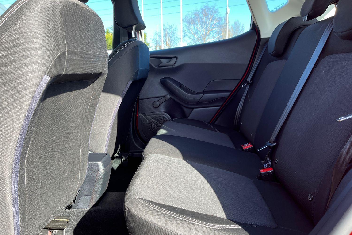 Ford Fiesta Photo 19