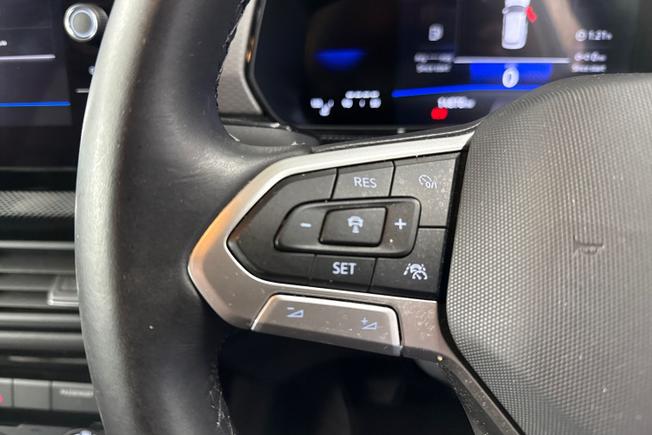 VOLKSWAGEN T-Cross Photo 16