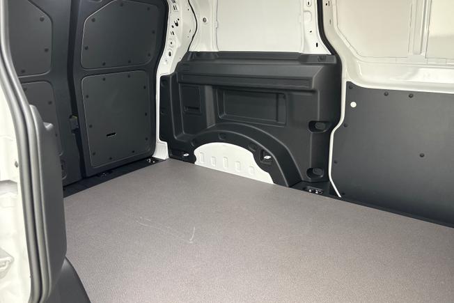 VOLKSWAGEN ID. Buzz Cargo Photo 9