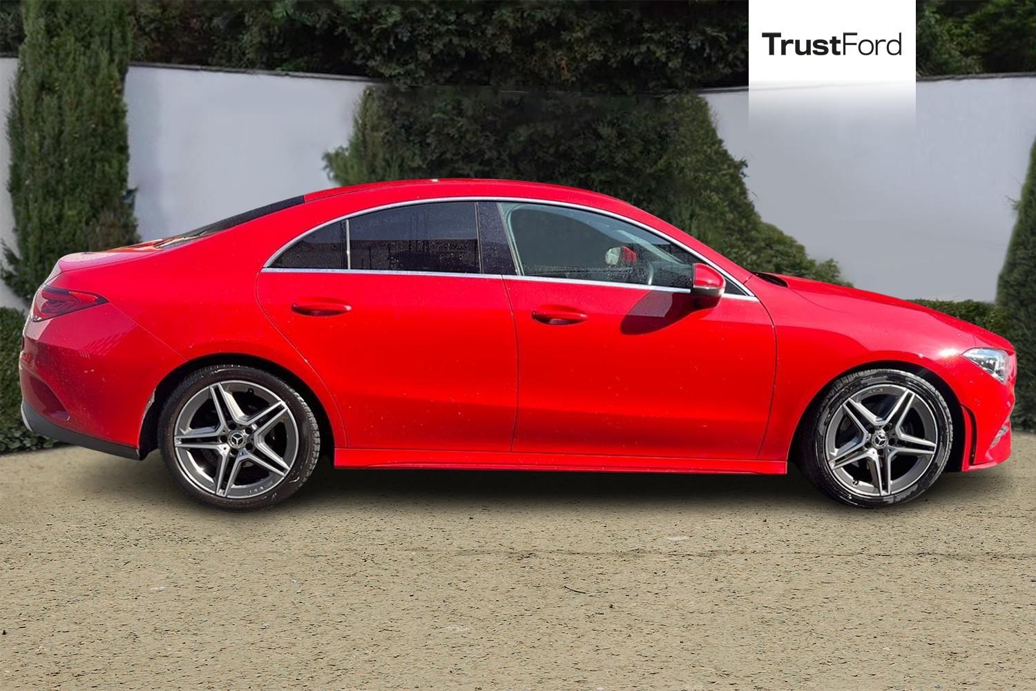Mercedes-Benz CLA Photo 2