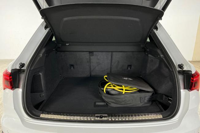 AUDI Q3 Photo 13