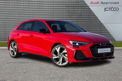 2025 AUDI A3 1.5 TFSI 35 Black Edition Sportback 5dr Petrol S Tronic Euro 6 (s/s) (150 ps) at JCT600