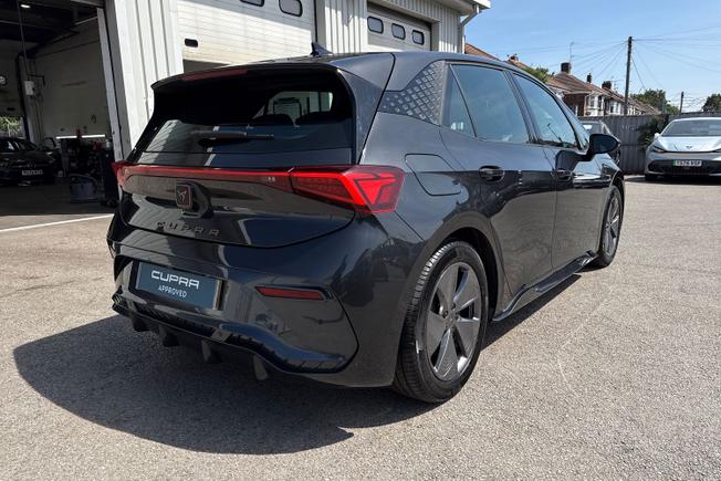 CUPRA Born Photo 22