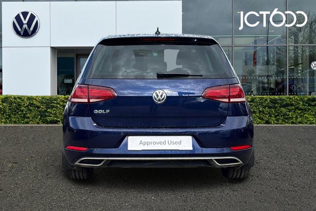 VOLKSWAGEN Golf Photo 7