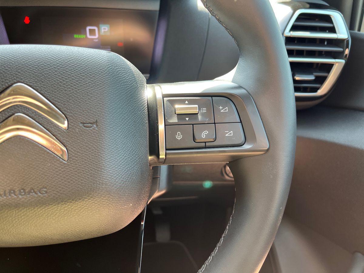 Citroen e-C4 Photo 16