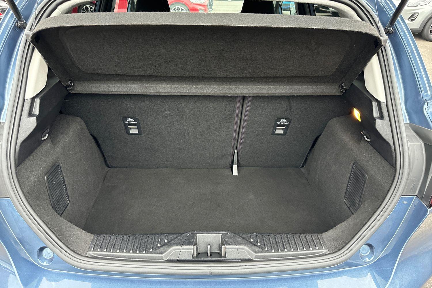 Ford FIESTA Photo 20