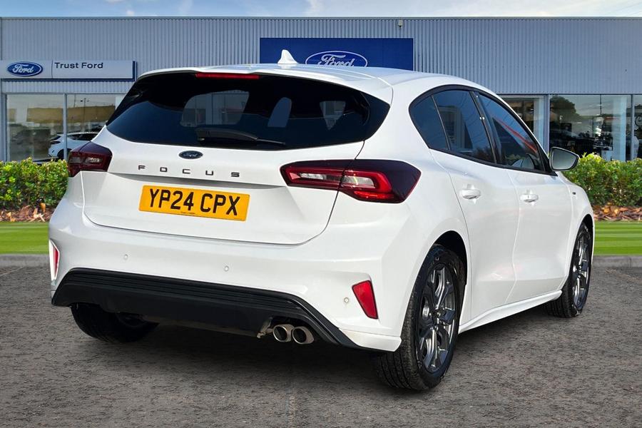 Ford Focus Photo autoimg-c7da2c41b4c1131ff94ebc492e84ec9b36dda381.jpg