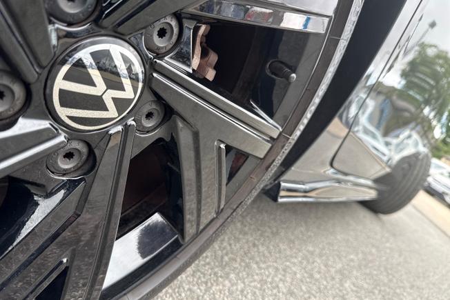 Volkswagen Golf Photo 22