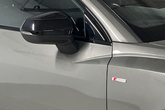 AUDI Q3 Photo 20