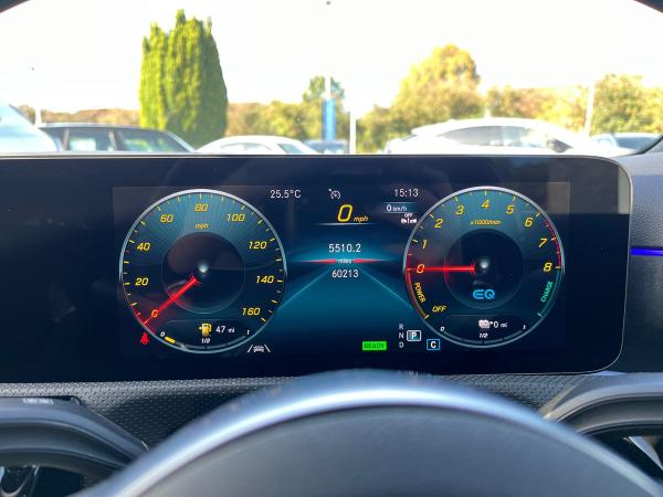 Mercedes-Benz A Class Photo autoimg-c7dcd130056509f727b240f2dc1b962558dadefb.jpg