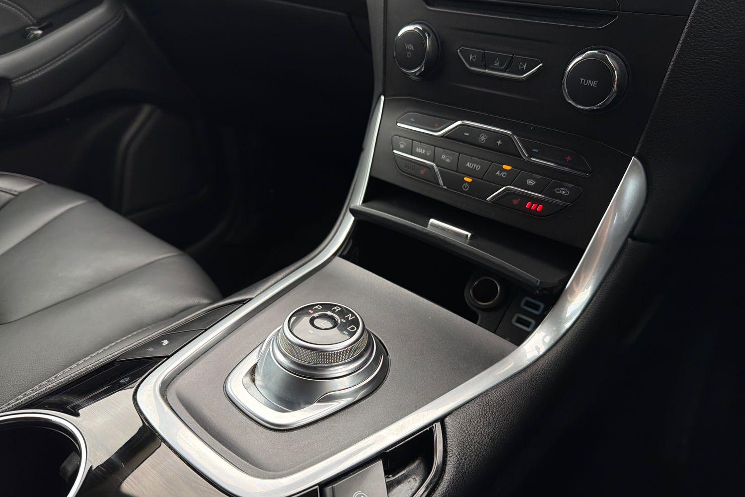 Ford S-MAX Photo 35