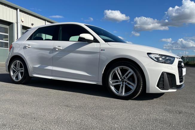 Audi A1 Photo 24