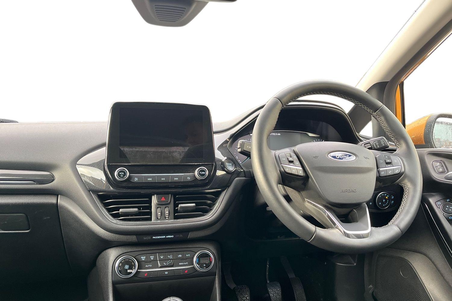 Ford FIESTA Photo 9