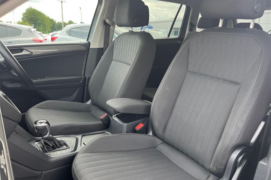 Volkswagen TIGUAN ALLSPACE Photo autoimg-c7f781475ad164a6d46890c1db403fdc4e60398a.jpg