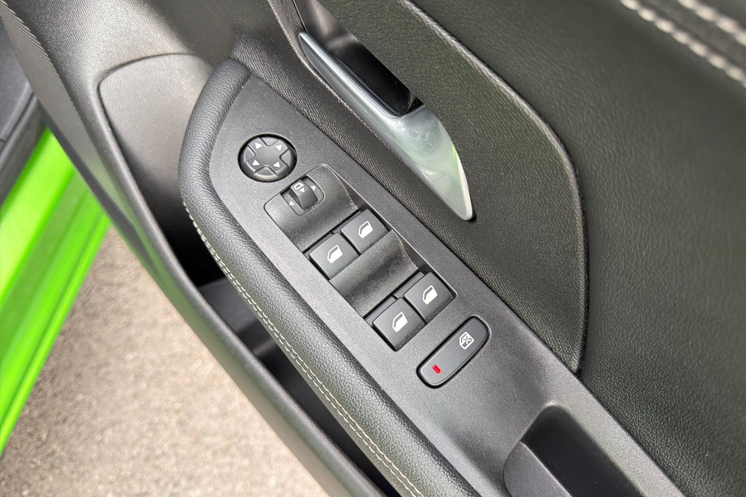 Vauxhall Mokka Electric Photo 15