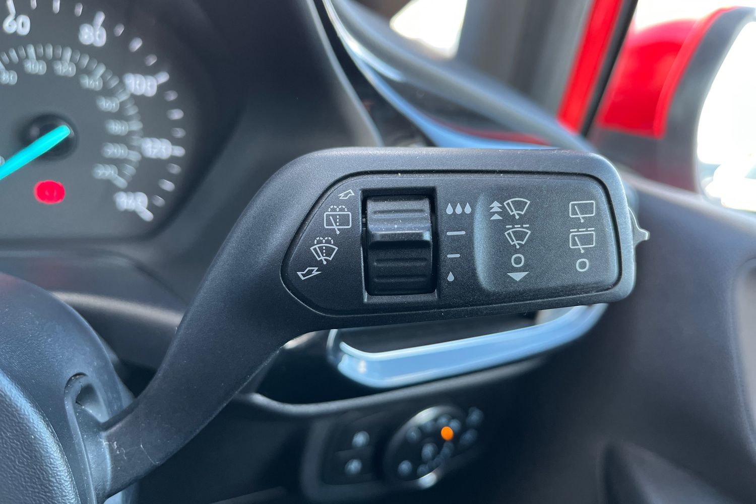 Ford Fiesta Photo 14