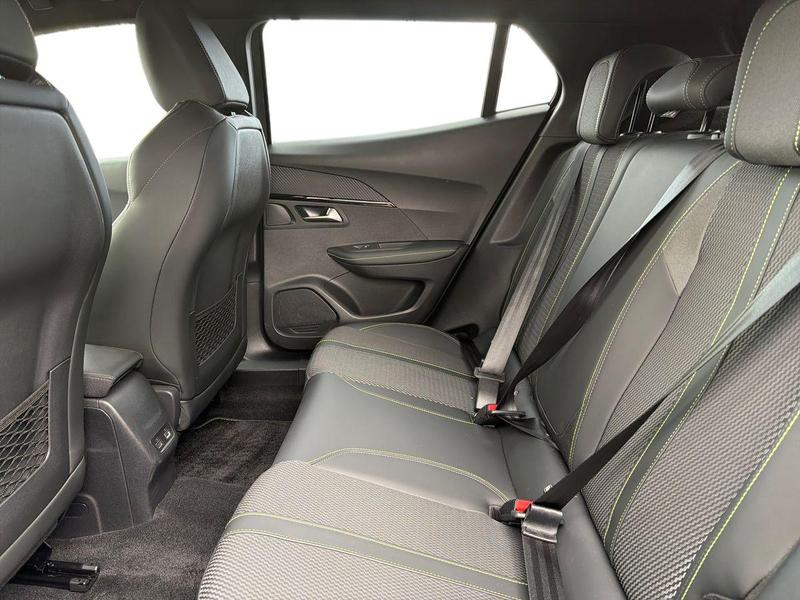 Used Peugeot 2008 NU74SVZ 18