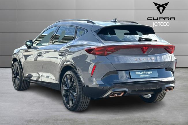 CUPRA Formentor Photo 3