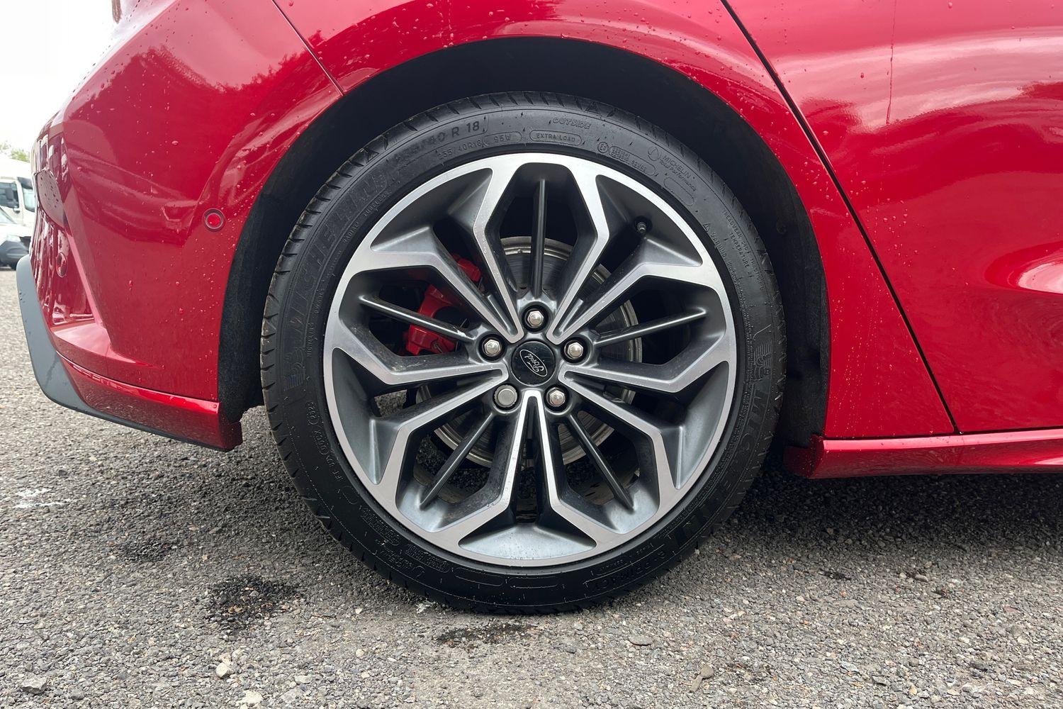 Ford FOCUS Photo 7