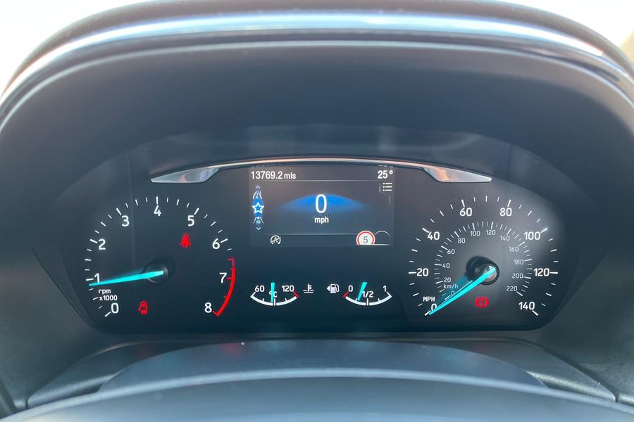 Ford Fiesta Photo autoimg-c80ee9b842fb1b0c500a681f8063623152e93a0d.jpg