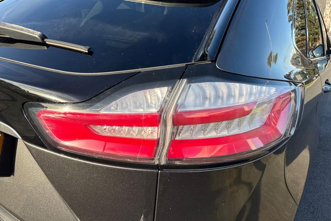 FORD Edge Photo 18