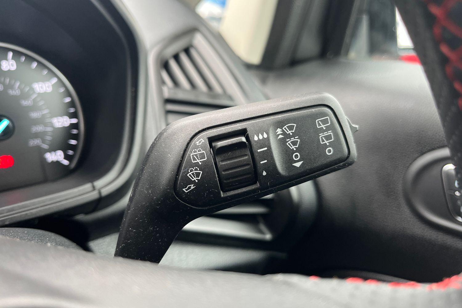 Ford ECOSPORT Photo 14
