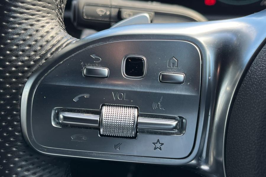 Mercedes-Benz CLA Photo autoimg-c815bb4edbcef50ea9920850269fe36d11313eb4.jpg