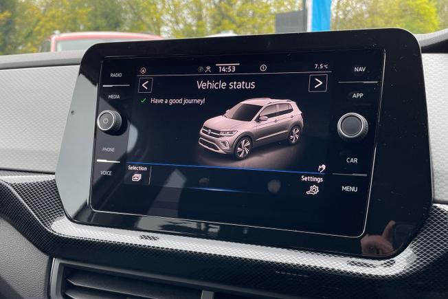 VOLKSWAGEN T-Cross Photo 28