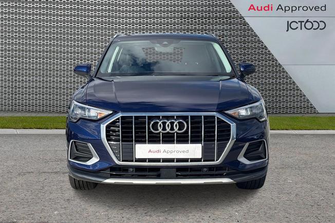 AUDI Q3 Photo 8