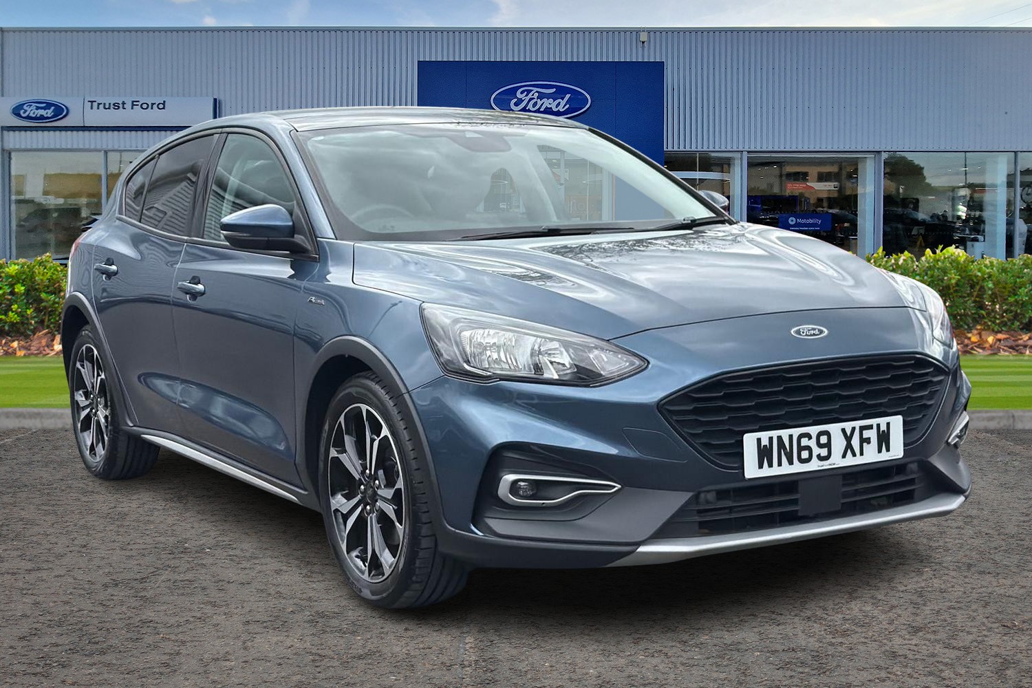 Ford FOCUS Photo 0