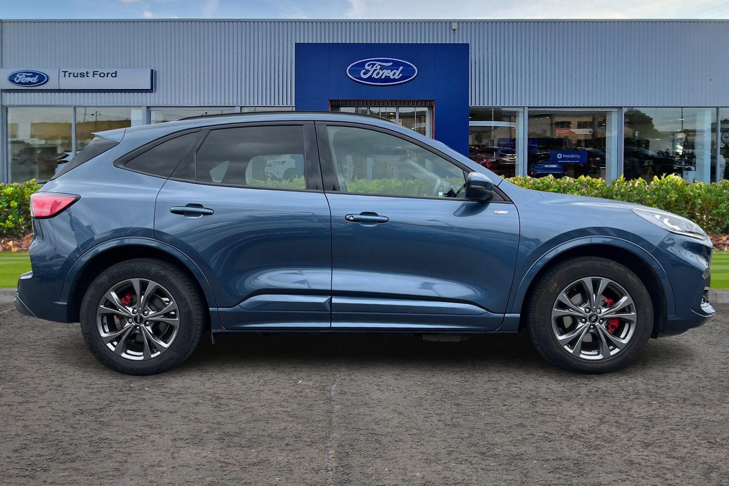 Ford Kuga Photo 2